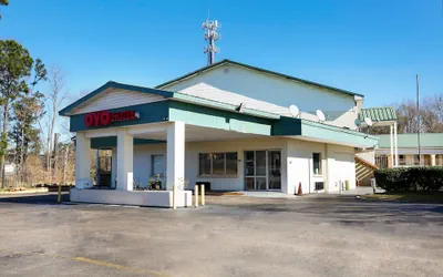 Photo 2 - OYO Hotel Jackson South I-55