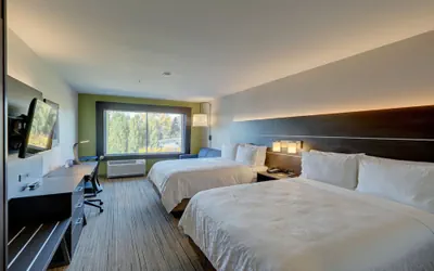 Photo 5 - Holiday Inn Express & Suites Auburn Downtown by IHG