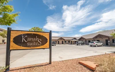 Photo 2 - Kanab Suites