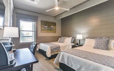 Photo 4 - Harborwalk Lodge