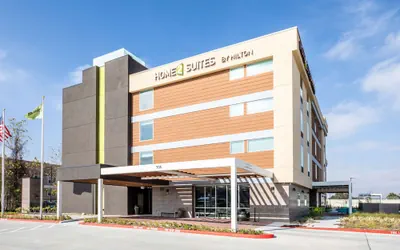 Photo 2 - Home2 Suites by Hilton Houston IAH Airport Beltway 8