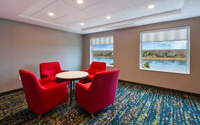 Photo 3 - Hampton Inn Cape Cod Canal