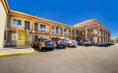 Quality Inn & Suites Victorville – Hesperia
