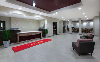 Photo 2 - Hawthorn Extended Stay by Wyndham Odessa