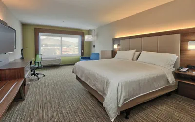 Photo 4 - Holiday Inn Express & Suites Albuquerque East by IHG