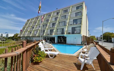 Photo 2 - Sea Bay Hotel