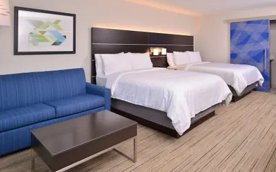Photo 4 - Holiday Inn Express & Suites Olathe West by IHG