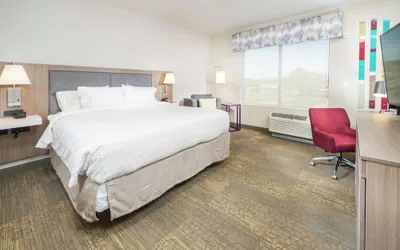 Photo 5 - Hampton Inn & Suites Santa Maria