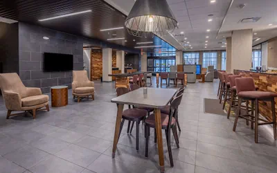 Photo 3 - Courtyard by Marriott East Lansing Okemos