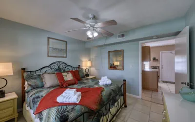 Photo 3 - BeachTrail Lodging