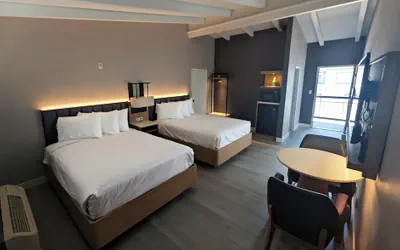 Photo 3 - Luxury Inn