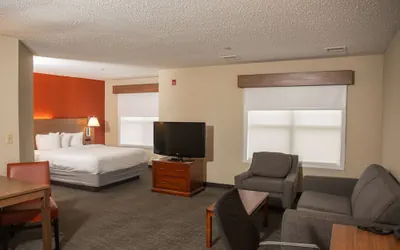Photo 4 - Hawthorn Suites BY Wyndham Erie