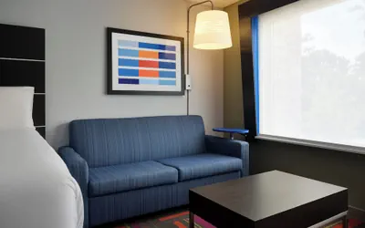 Photo 4 - Holiday Inn Express & Suites Brunswick by IHG