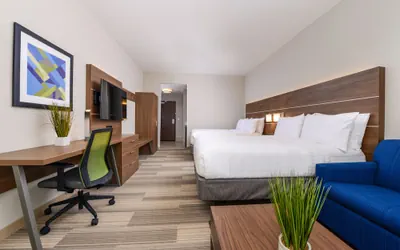 Photo 5 - Holiday Inn Express & Suites Ruskin by IHG