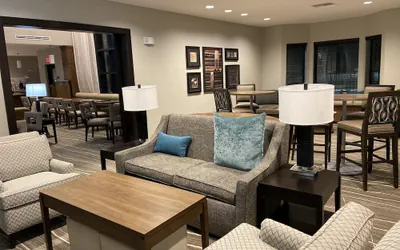 Photo 5 - Staybridge Suites Denton by IHG