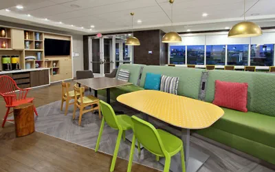 Photo 5 - Home2 Suites by Hilton Beaumont