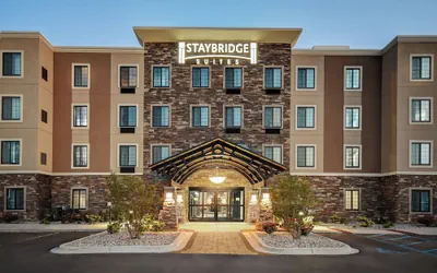Photo 2 - Staybridge Suites Holland by IHG