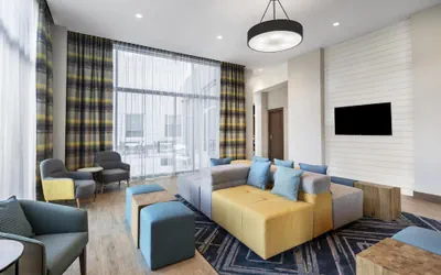 Photo 2 - Hampton Inn Boston Woburn