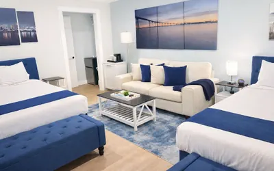 Photo 4 - Coronado Inn