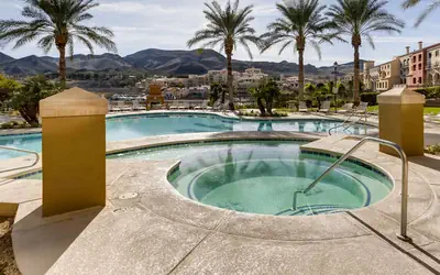 Oasis on Lake Las Vegas-Dine, Recreate, Relax!