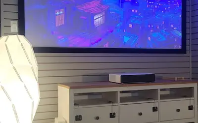 Modern Townhouse w/ Projector, TV & EV Charger