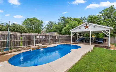 Evergreen Manor Private Pool 3BR No Stairs Retreat
