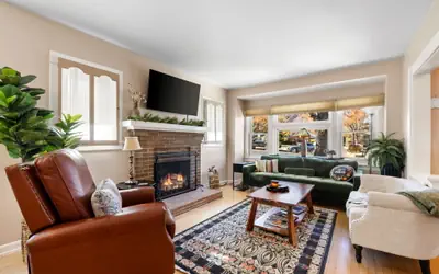 The American Dream: Historic S Mt Vernon Craftsman