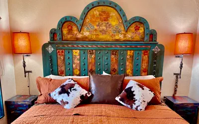 The Pleasant Street Casitas: Deluxe King & Queen