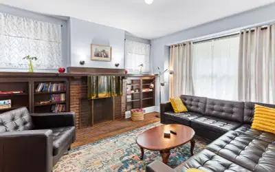 Enjoy quiet luxury near downtown and MoTown Museum