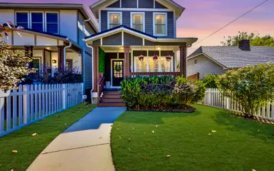 Classy Southern Escape Steps From Cafés & Dining