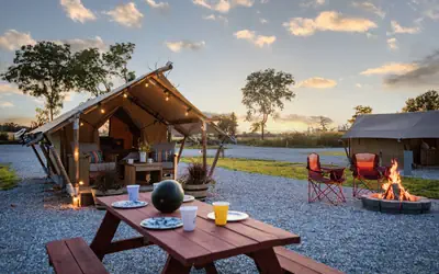 Roaring River Park's Scenic Outdoor Getaway