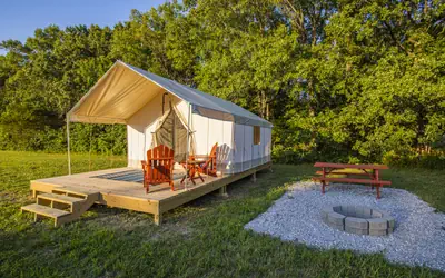 Peaceful Glamping Retreat at Roaring River