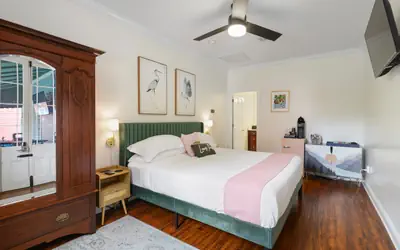 The White Guest House