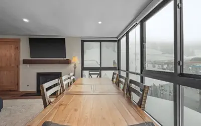 Amazing Location - Steps to American Eagle Lift - CJ202