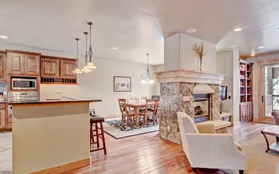 Mountain Chalet Right Next To The Lift - 39B