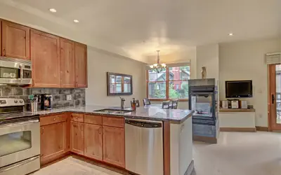 CA3202 The Cache 1Br 1 Ba