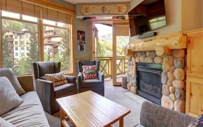 Stunning Views From This Condo - TM325