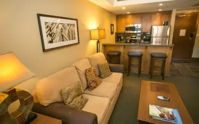 Sundial Lodge Condo Steps from Red Pine Gondola Save 20% on 7+ Nights!