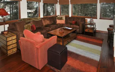 Lionshead Center #201