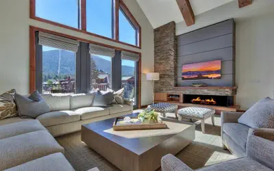 Luxury 4Br Residence steps from Heavenly Village & Gondola