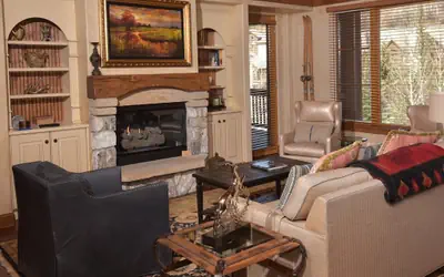 Bright Ski in/out Condo 3Br 3.5Ba