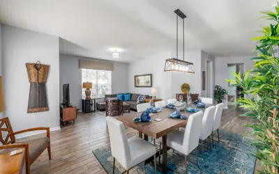 La Vista Lakeview Deluxe Condo Next To Clubhouse