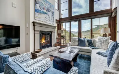 3 BR Ritz-Carlton Residence with Valley Views Save 20% on 7+ Nights!