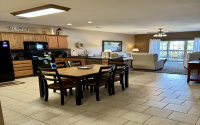 Lower Level Vacation Condo  B-3 at Vickery Resort