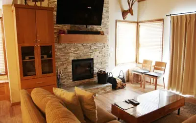 Sierra Megeve 7 Deluxe Remodeled Condo, Just A Short Walk To Canyon Lodge