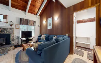 Horizons 4 188 Cozy Condo with Great Complex Amenities, On the Shuttle Route