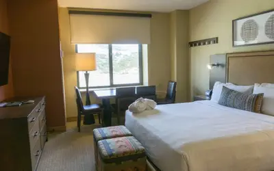 Renovated Studio with All of the Necessities Save 20% on 7+ Nights!