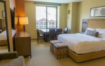 Next to the Red Pine Gondola for Great Winter View Save 20% on 7+ Nights!