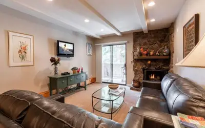 Condo with Outdoor Heated Pool and Free WiFi