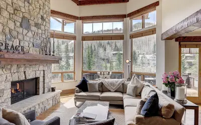 Private Gore Creek Townhome Save 20% on 7+ Nights!